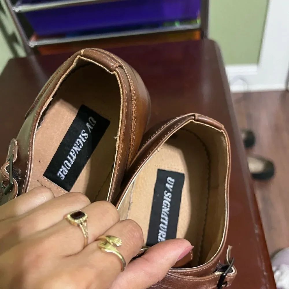 UV Signature Dress Shoe - Picture 4 of 8